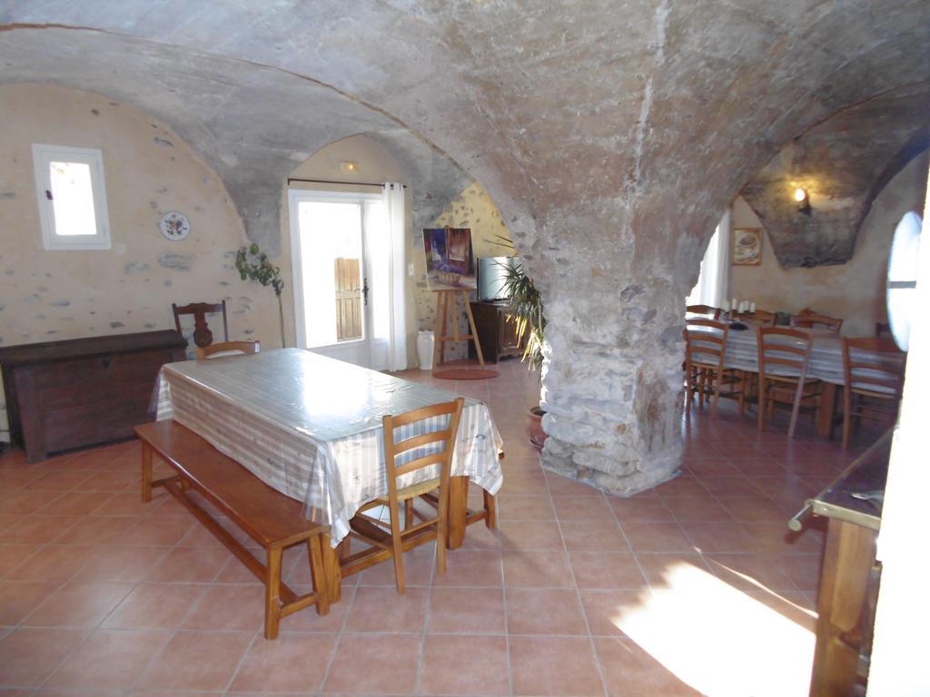 Bed and Breakfast La Ferme De Valauris Sisteron Exterior foto