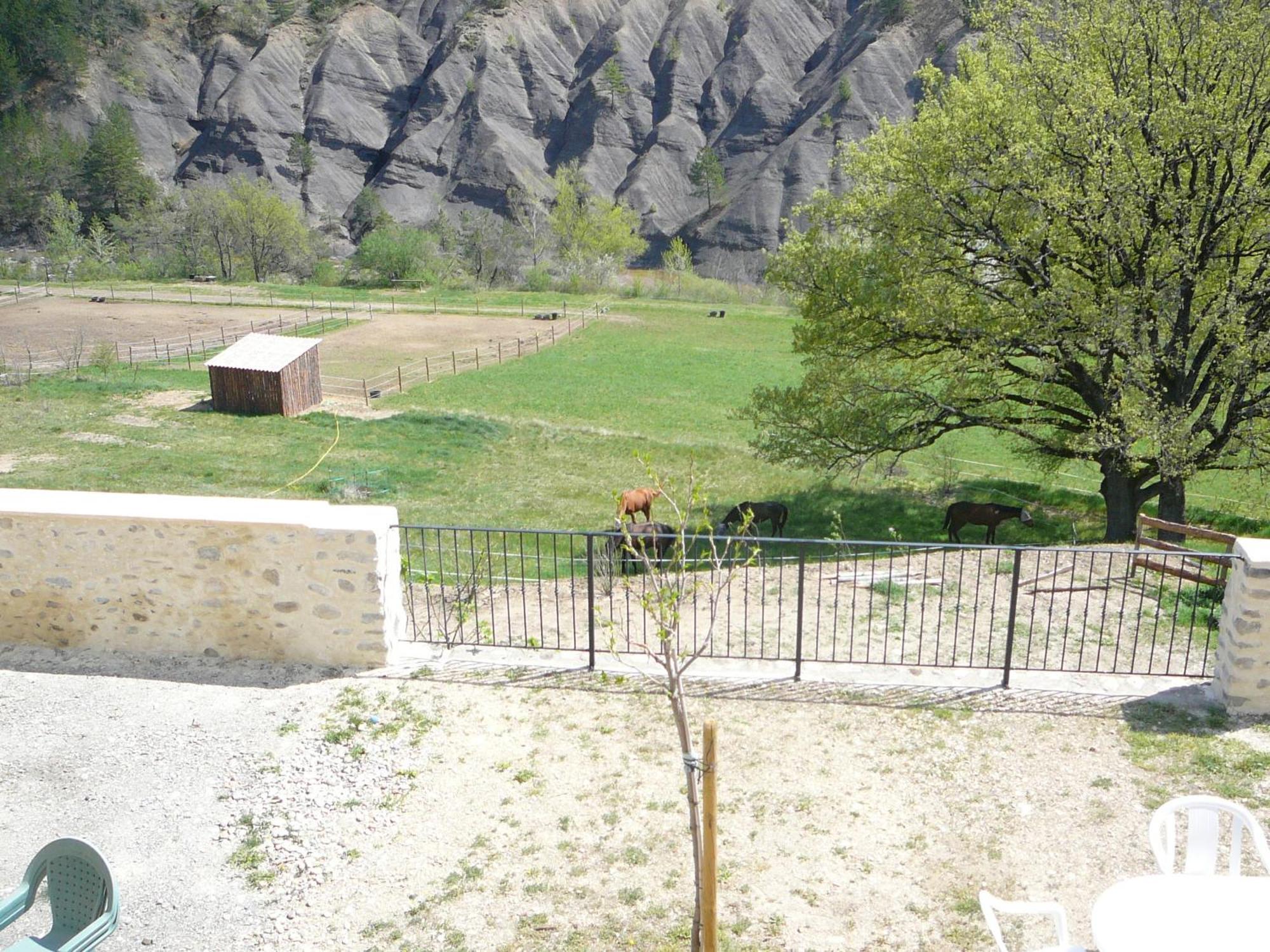 Bed and Breakfast La Ferme De Valauris Sisteron Exterior foto